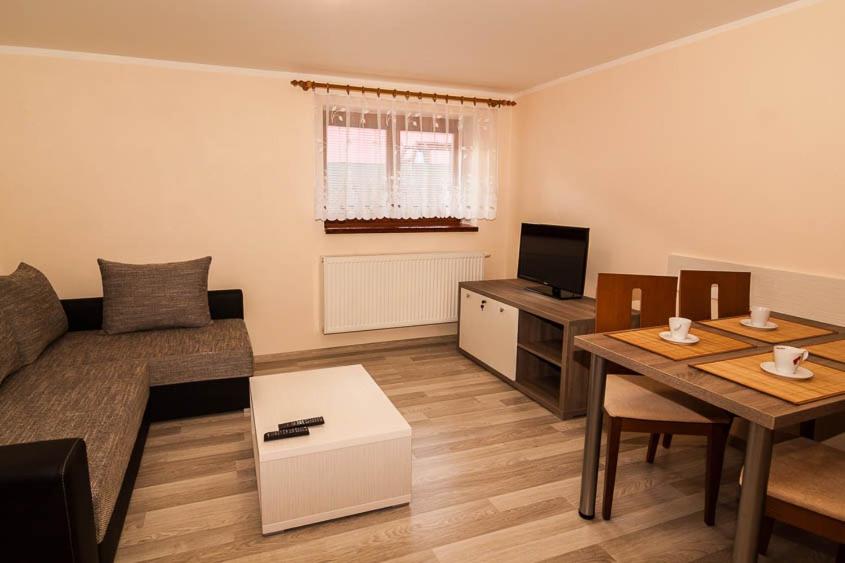 Posedenie v ubytovaní Apartmány Ďurik