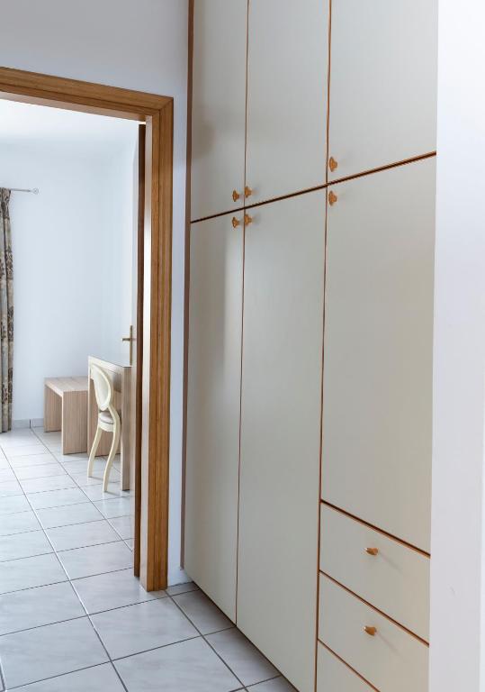 Zdjęcie z galerii obiektu Sunrise Beachfront Apartment w mieście Sitia