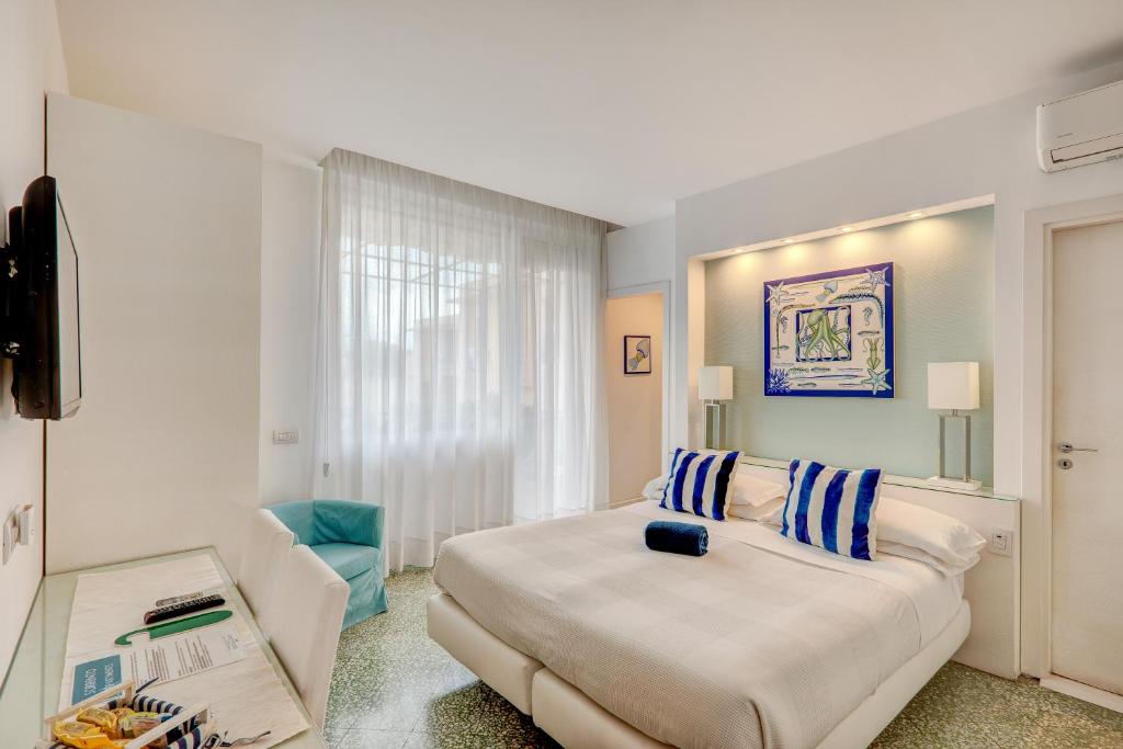 Sorrento Apartments - 19