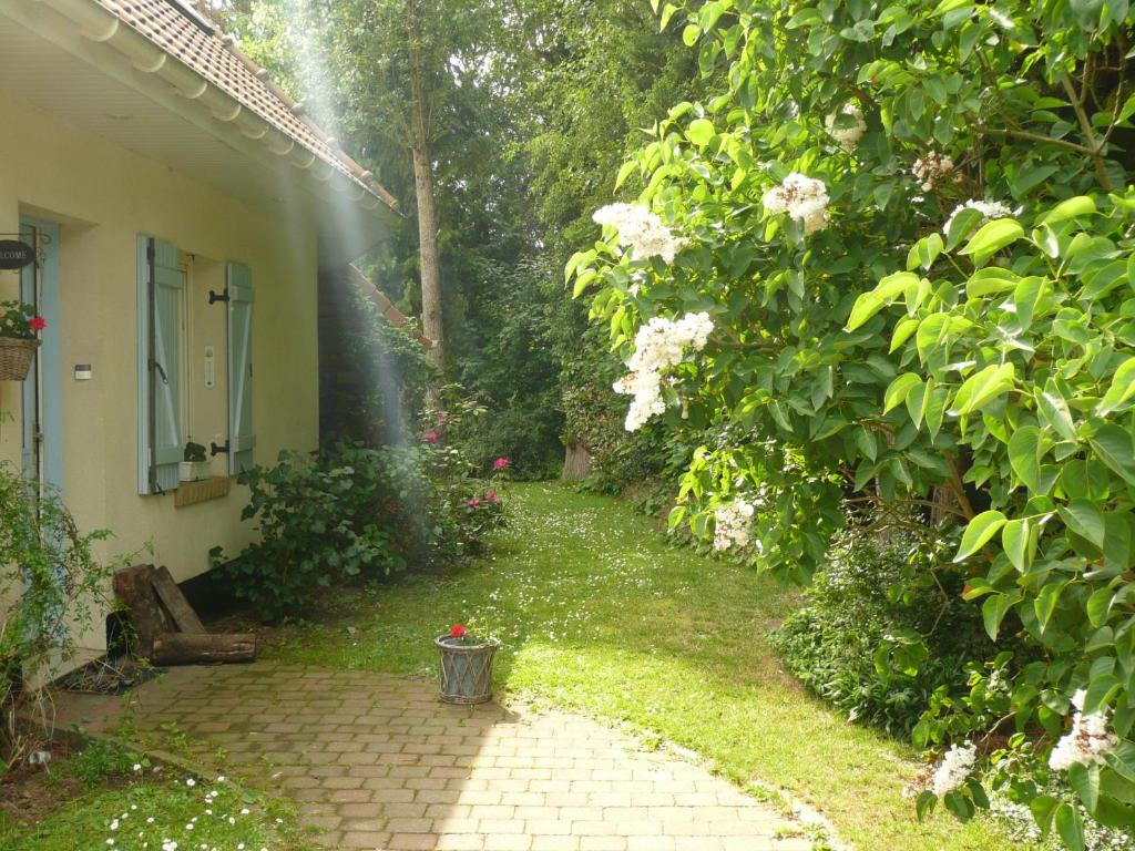 Zahrada ubytování Chambre d'Hotes Pause en Chemin
