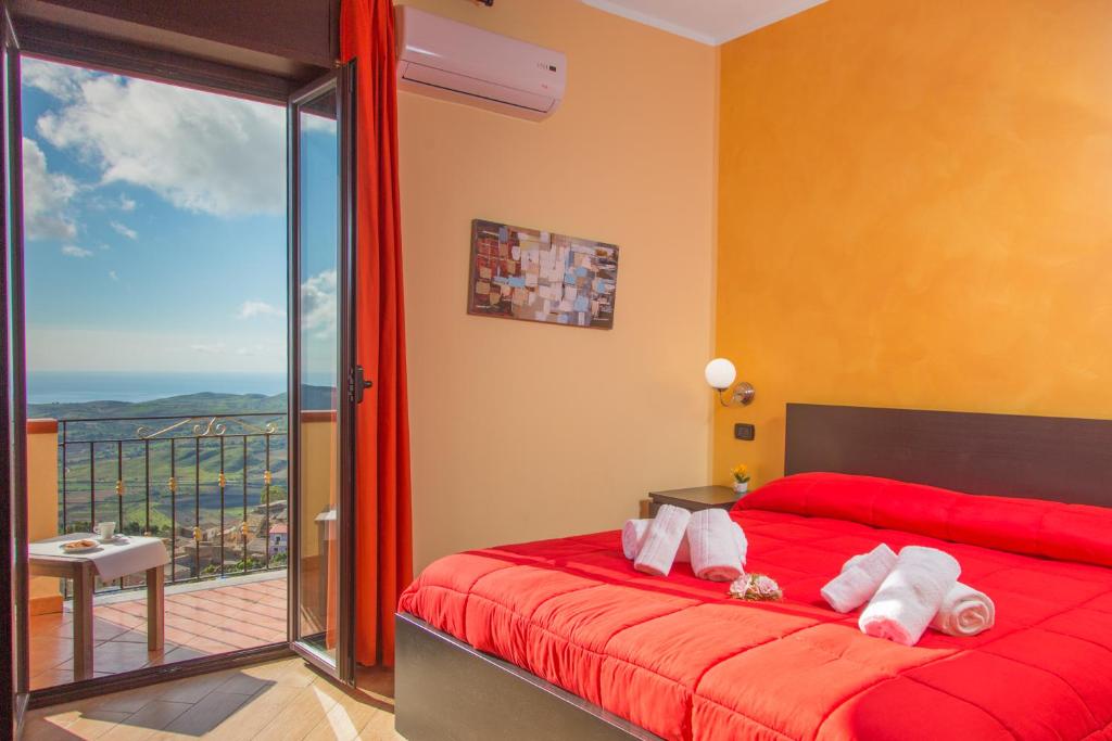 Postel nebo postele na pokoji v ubytování B&B Montemare