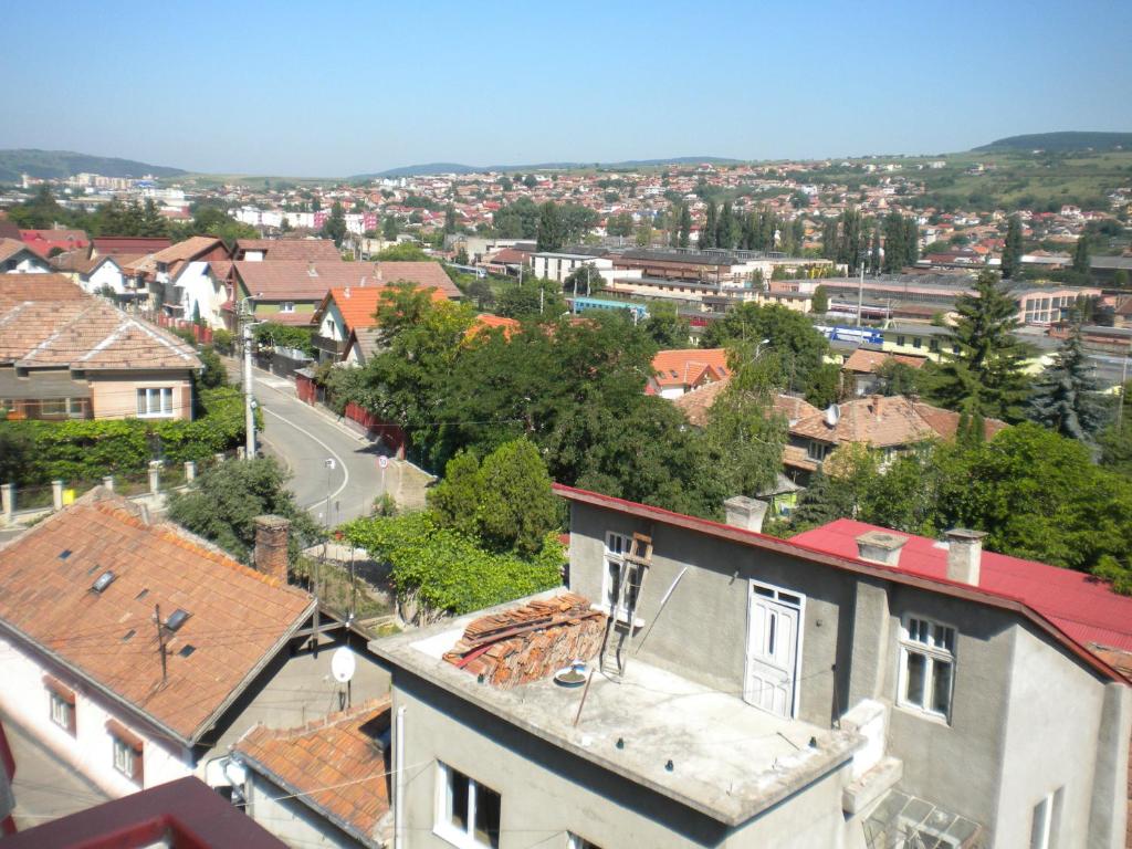 Nespecifikovaný výhled na destinaci Kluž nebo výhled na město při pohledu z hotelu