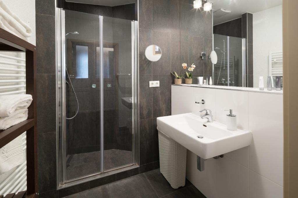 Kúpeľňa v ubytovaní Rafael Kaiser Premium Apartments - Contactless 24h Check-In