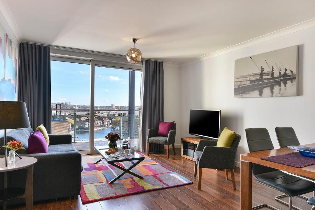 Fraser Place Canary Wharf - 