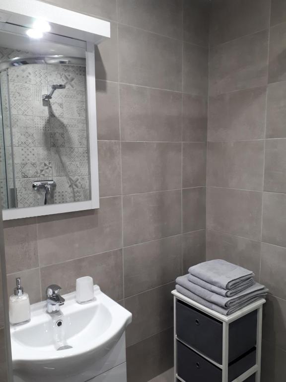 Aliz Apartman - Apartamento De Una Habitación