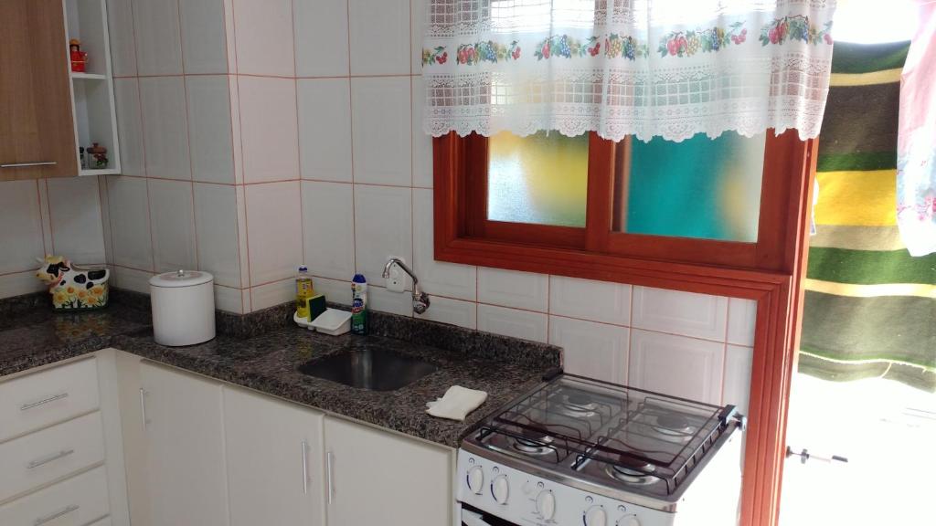  LINDO APARTAMENTO NO CORAÇÃO DE CAPÃO DA CANOA