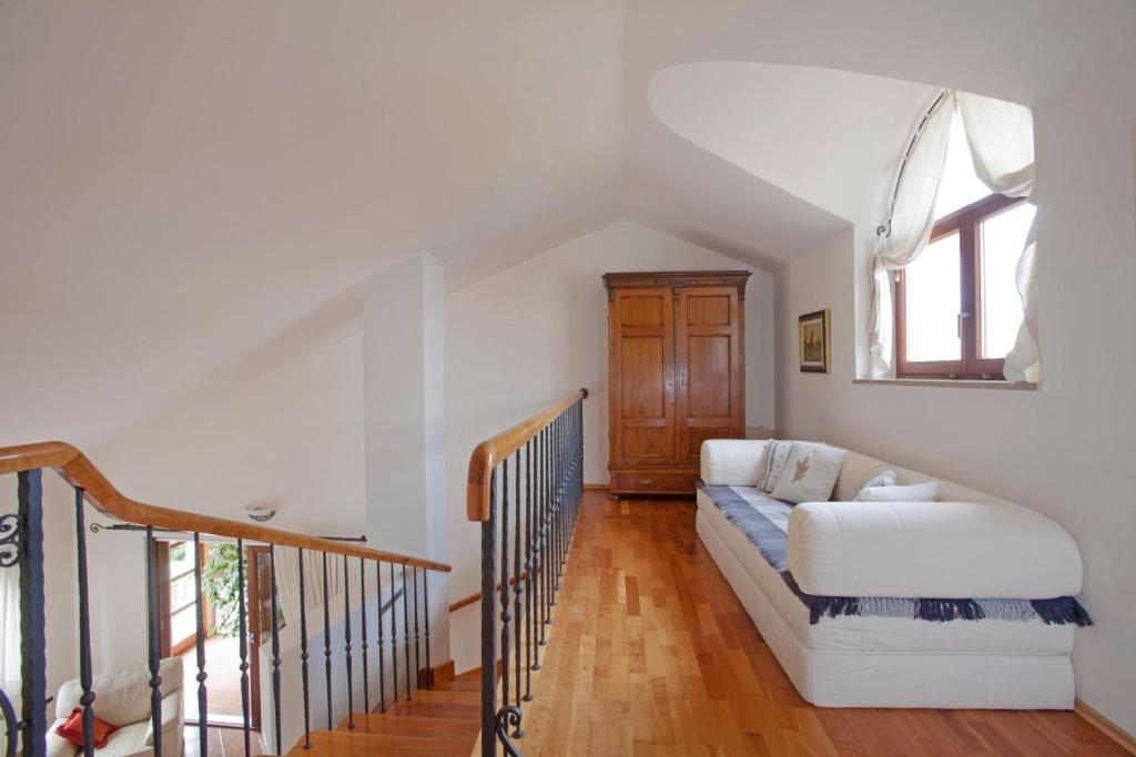 Postel nebo postele na pokoji v ubytování Villa Aurata in Ližnjan (Haus für 8-9 Personen)
