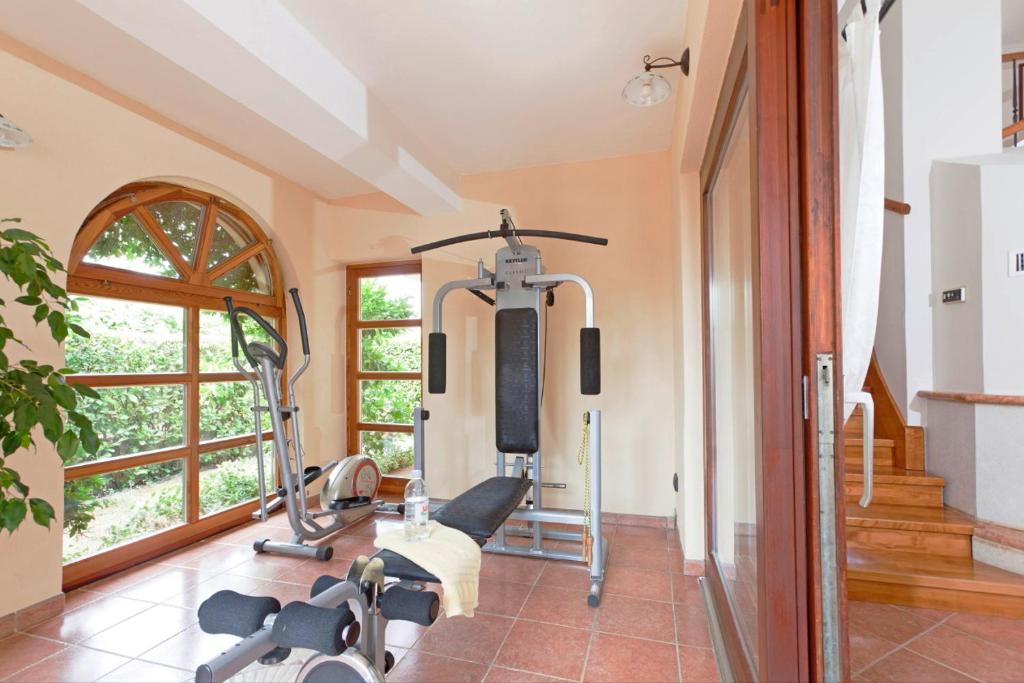 Fitness centrum a/nebo fitness zařízení v ubytování Villa Aurata in Ližnjan (Haus für 8-9 Personen)