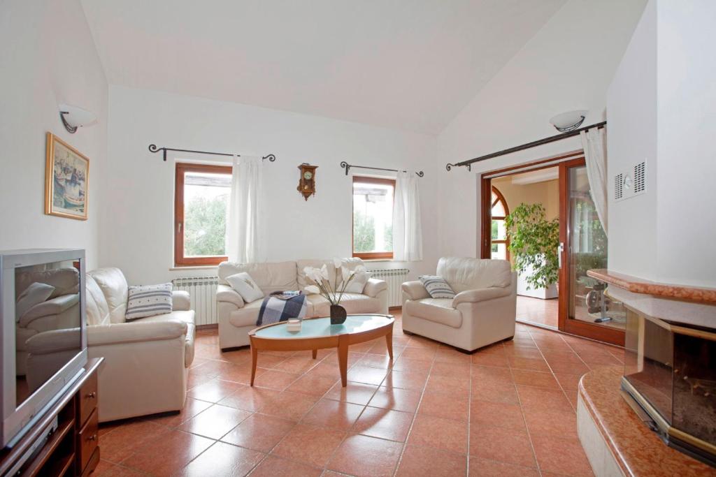 Posezení v ubytování Villa Aurata in Ližnjan (Haus für 8-9 Personen)