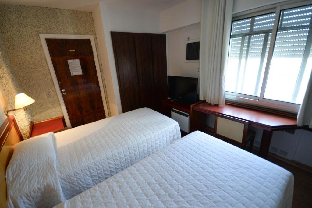  Caravelle Palace Hotel