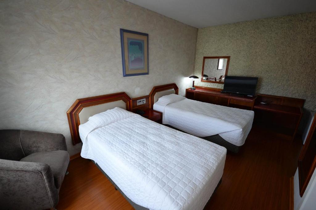  Caravelle Palace Hotel