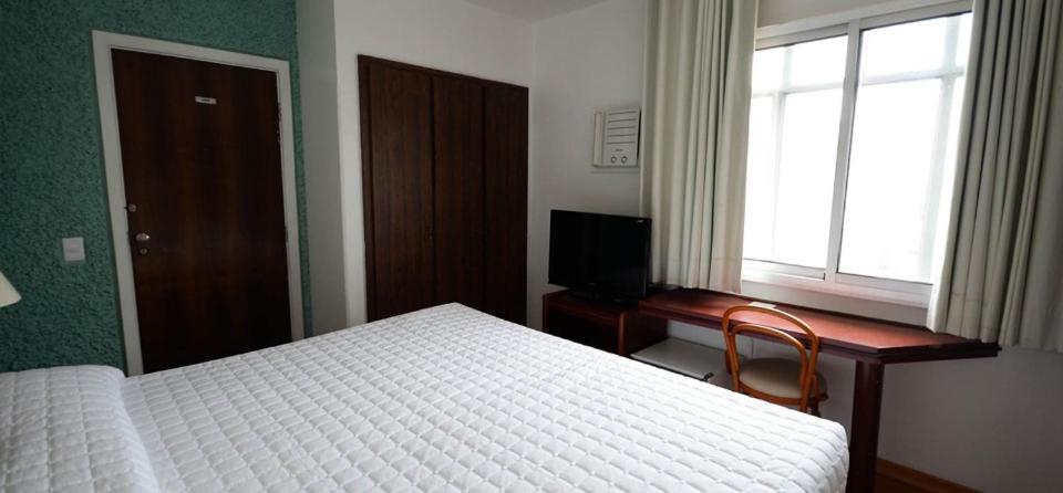  Caravelle Palace Hotel