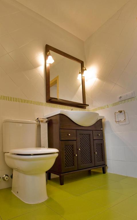 Koupelna v ubytování Apartamentos Cañardo Autural