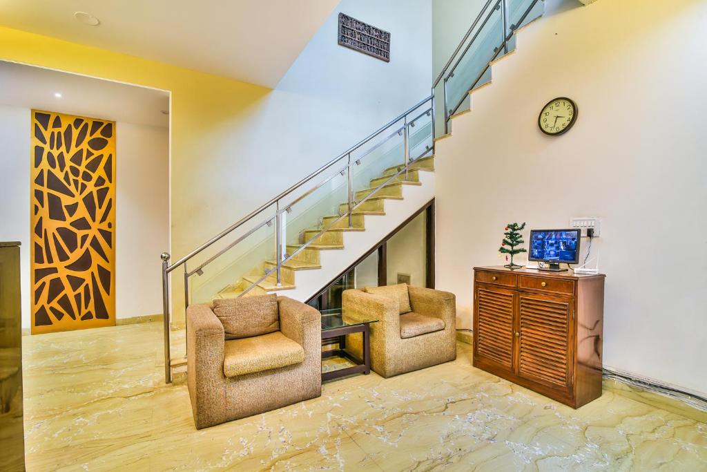 Posezení v ubytování FabHotel Rallkmas Cyber City