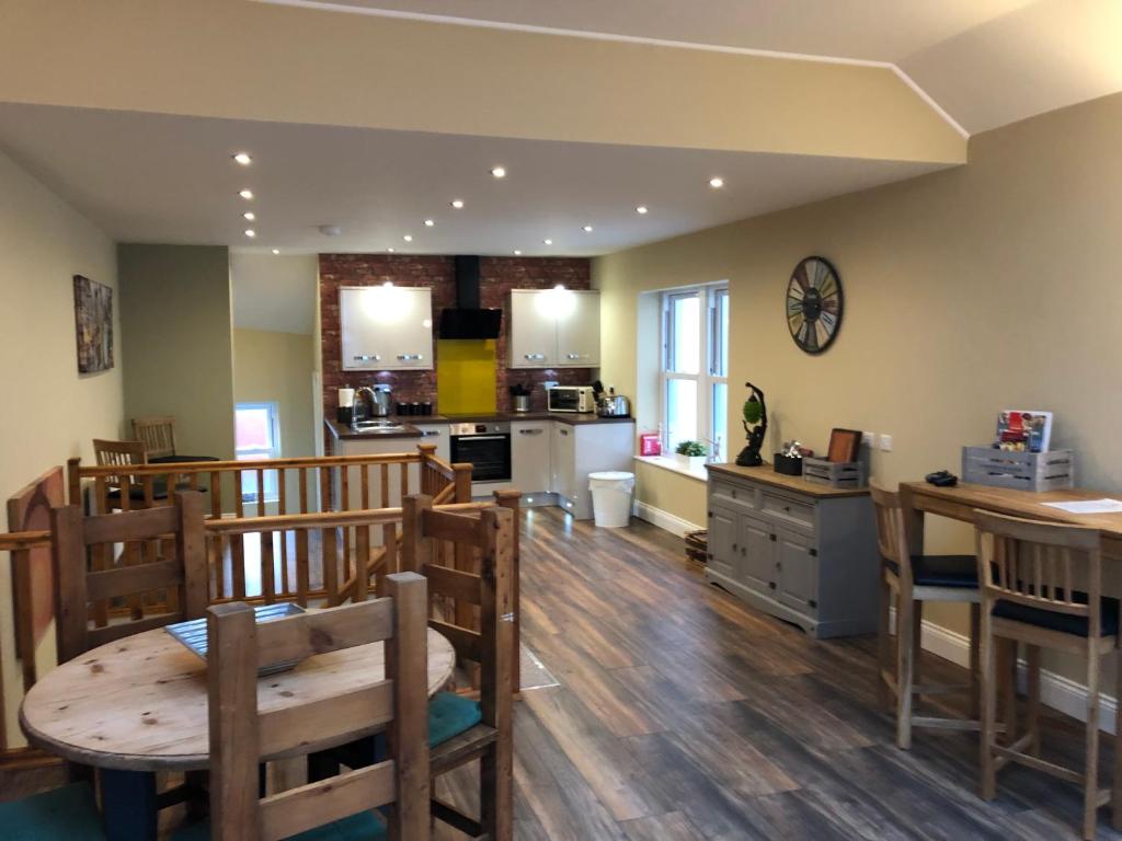 HomeArms Cottage - Holiday Home