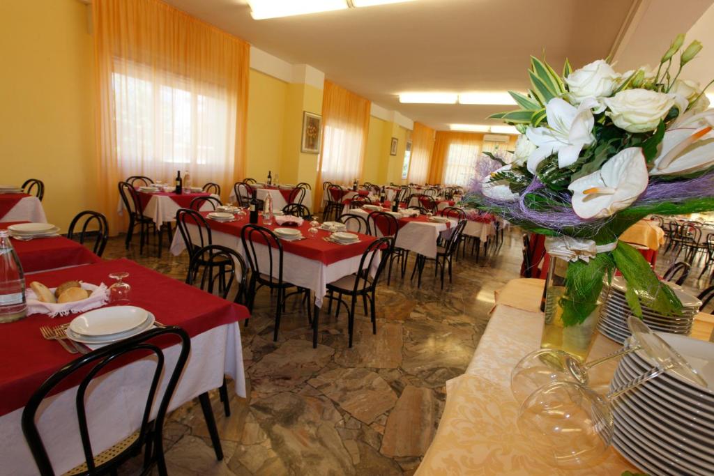 Restaurace v ubytování Hotel Vannini