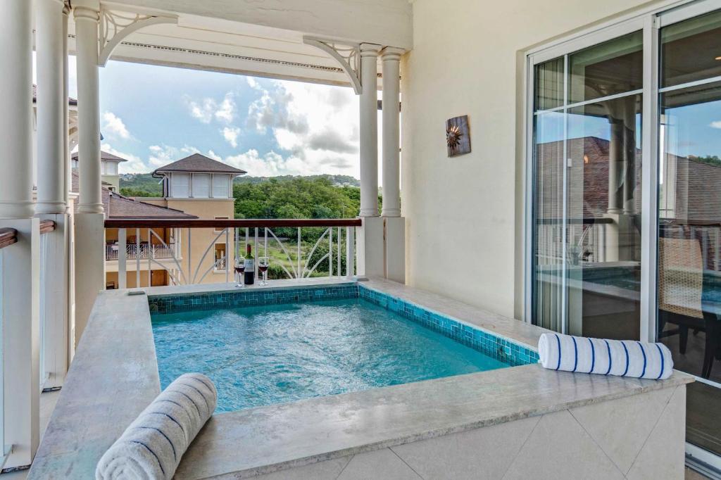 Bassein majutusasutuses The Landings Resort and Spa - All Suites või selle lähedal