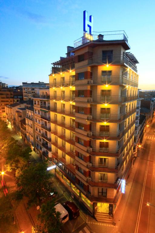 Budova, kde se hotel nachází