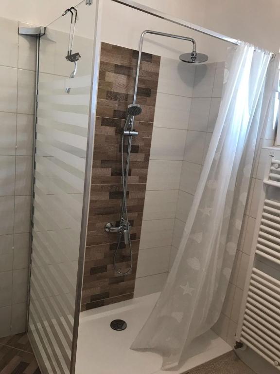 Koupelna v ubytování Guesthouse Pejo