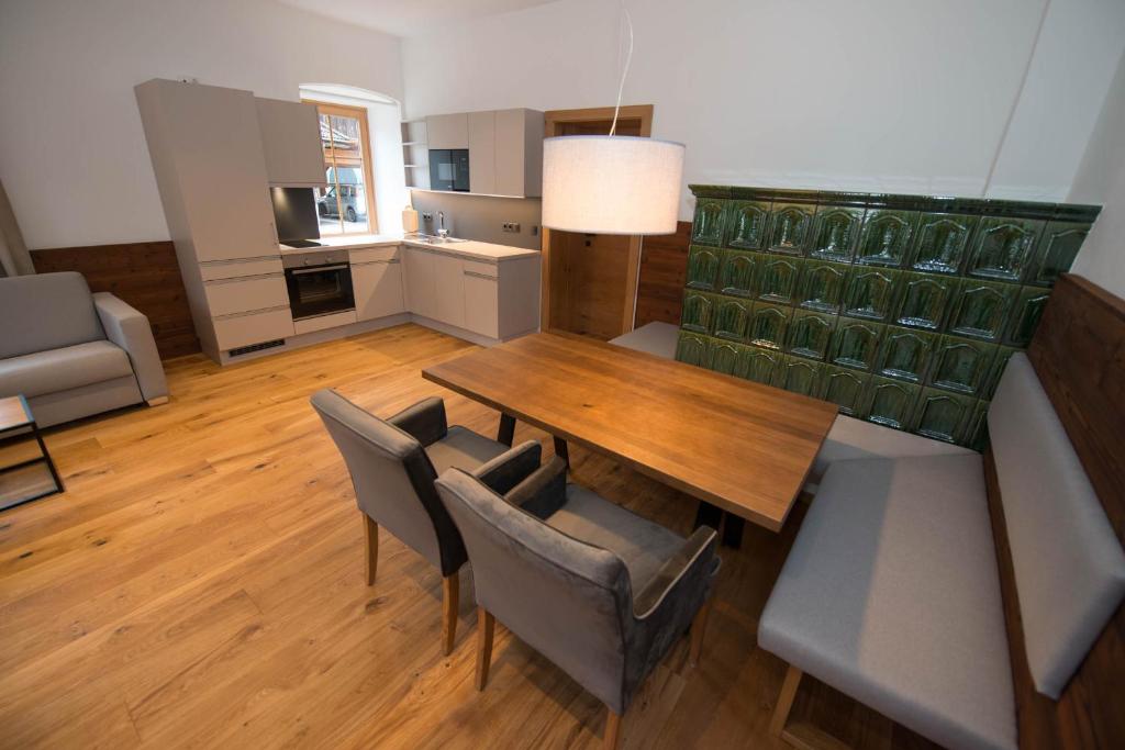 Kuchyň nebo kuchyňský kout v ubytování Hotel Brunnwirt