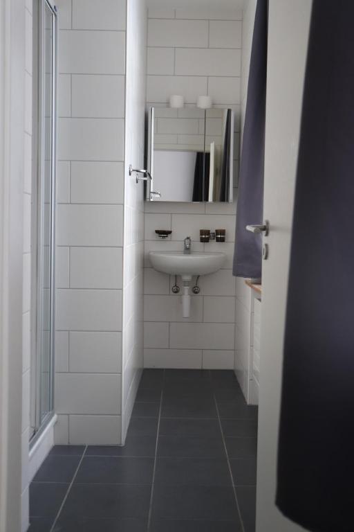 Swiss Holidays-City Apartments Interlaken - Resim 22