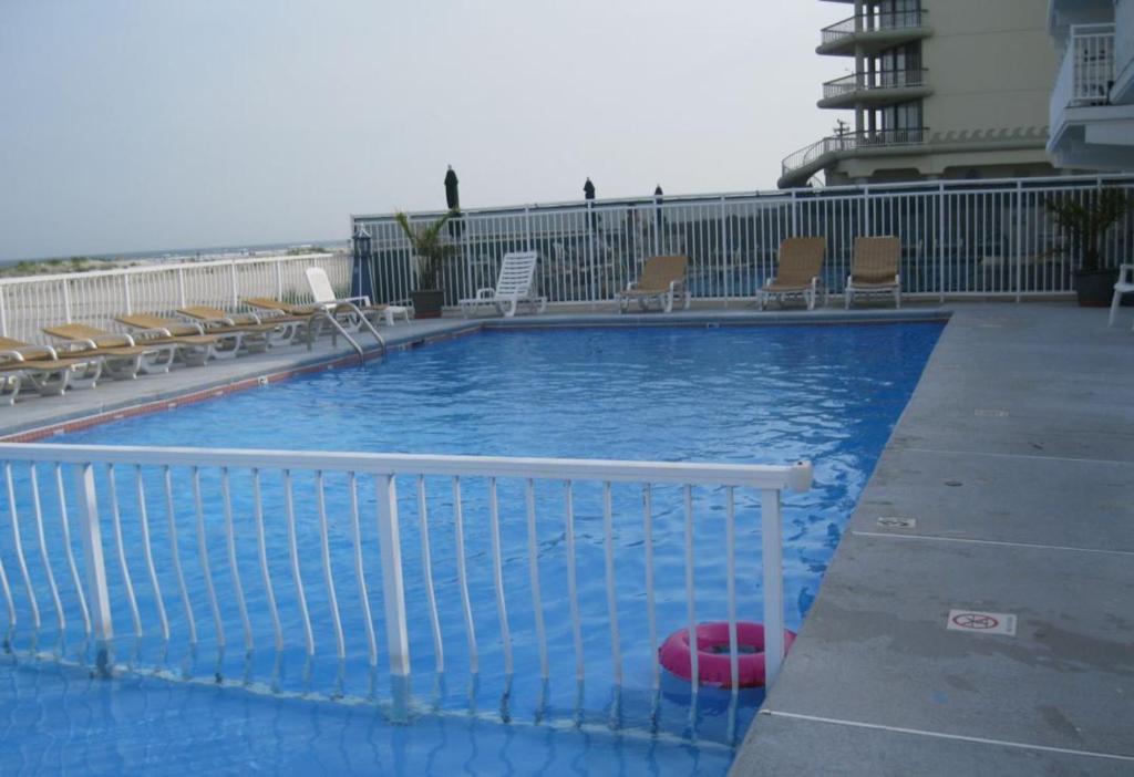 Bazén v ubytování Granada Ocean Resort nebo v jeho okolí