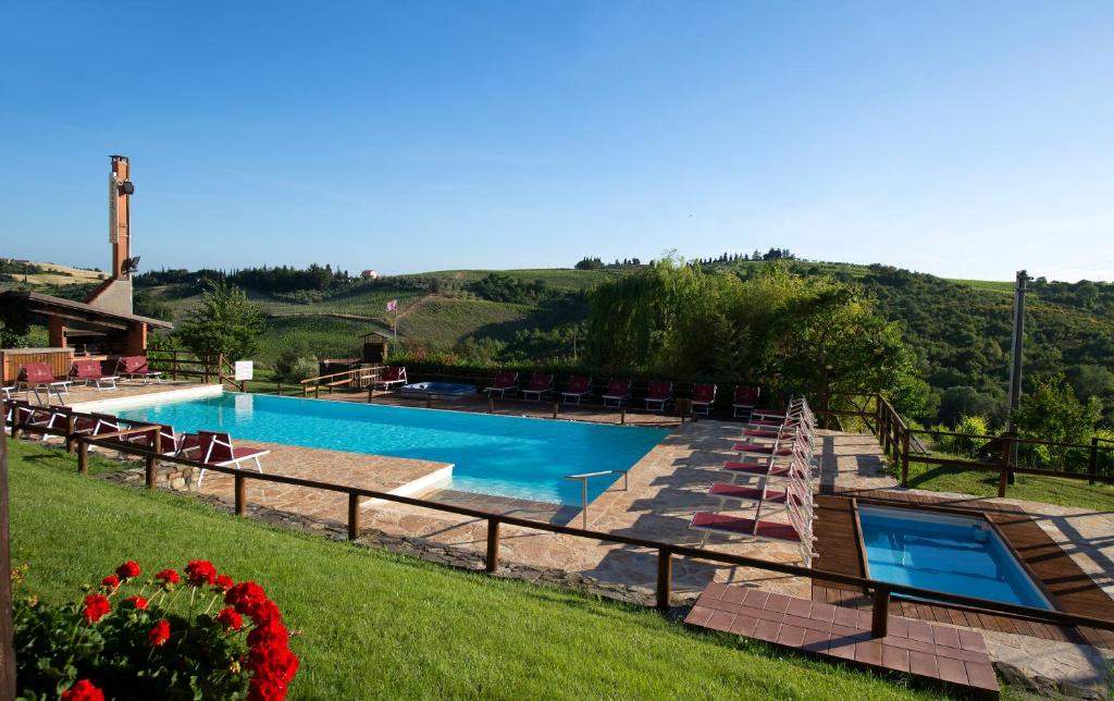 The swimming pool at or close to Borgo Filicardo