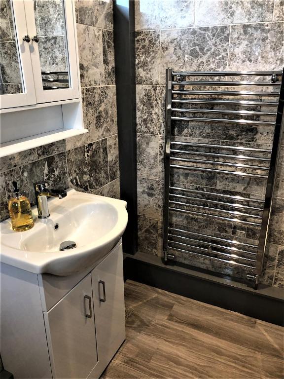 Eclipse Apartment No 1 3