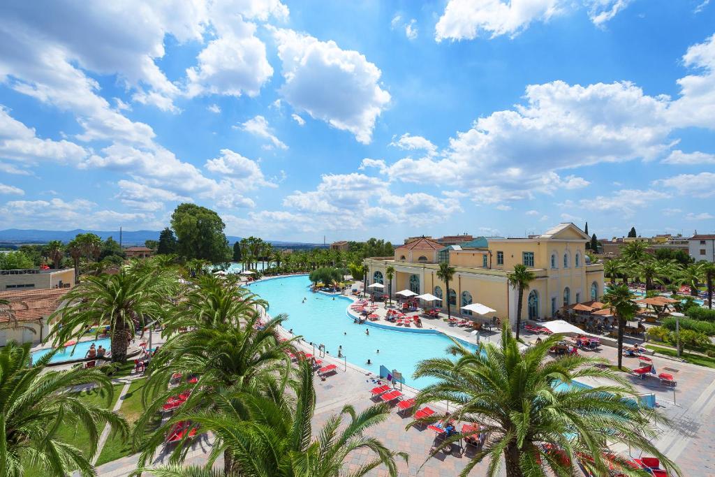 The swimming pool at or close to Victoria Terme Hotel