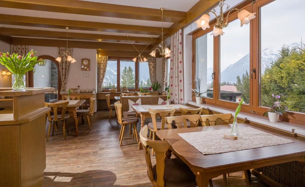Restaurace v ubytování Appartements Rofangarten