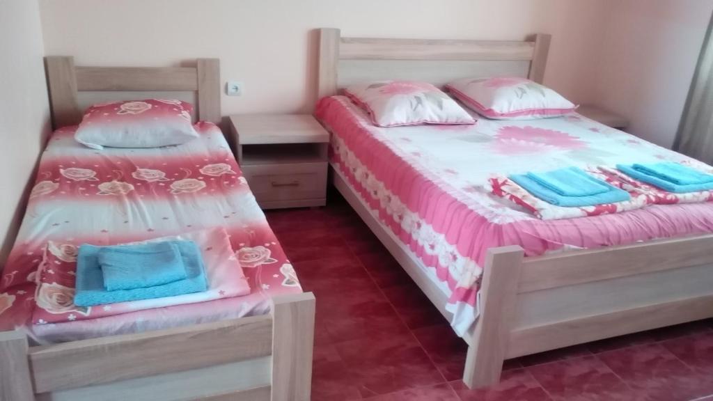 Postel nebo postele na pokoji v ubytování Guest House Rusalka