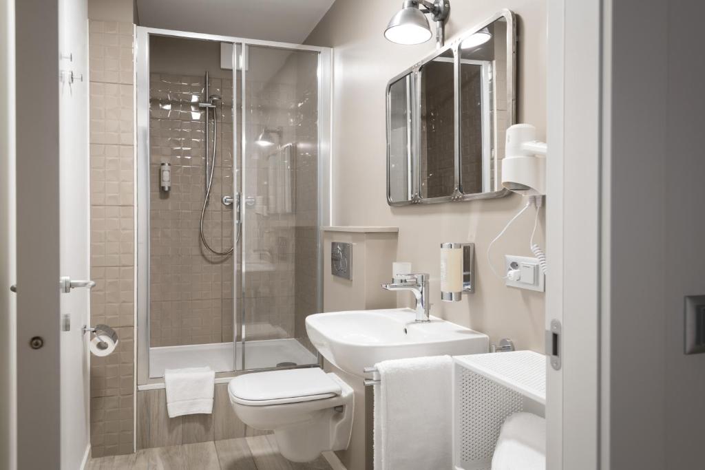 Een badkamer bij CP Resort