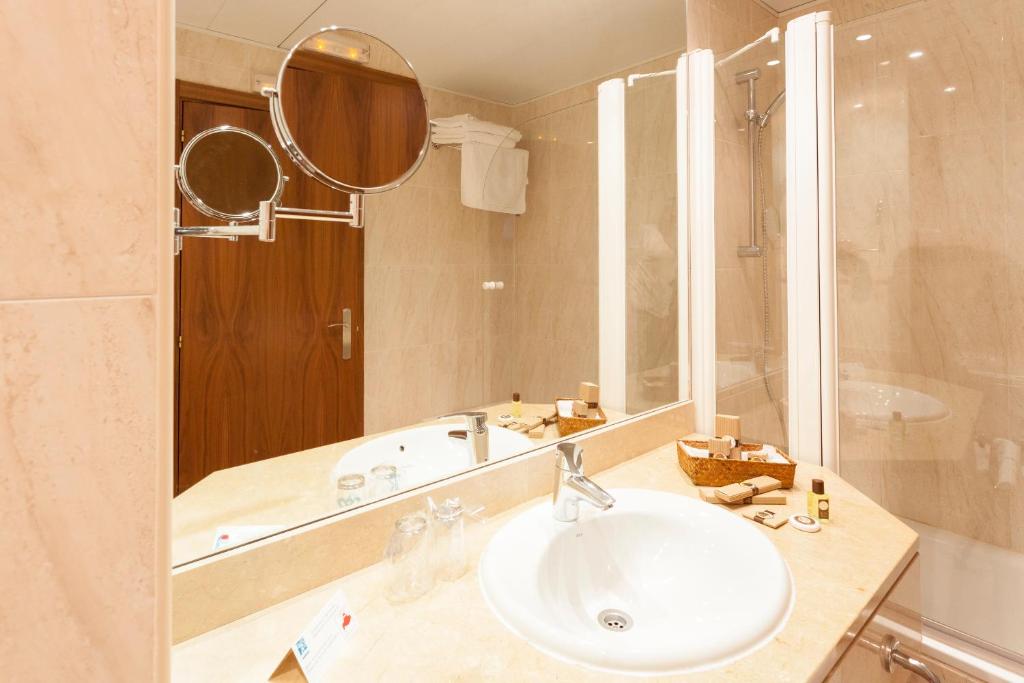 Hotel FC Villalba - Habitación Triple