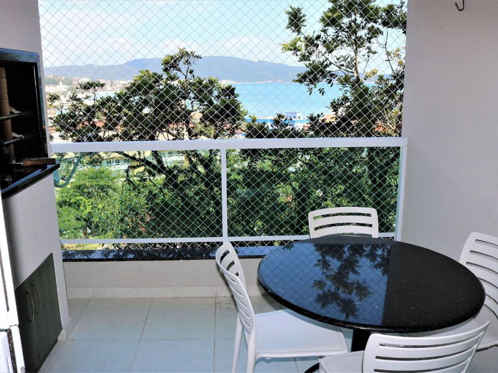  Aluguel de Apartamento 2 quartos sendo 1 suíte com Vista para o Mar em Praia Lagoinha