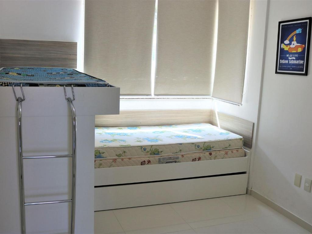  Aluguel de Apartamento 2 quartos sendo 1 suíte com Vista para o Mar em Praia Lagoinha