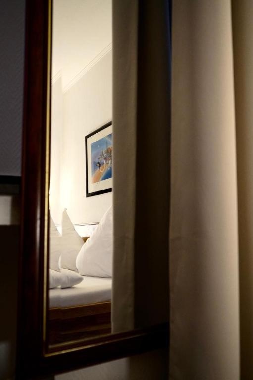 Hotel Berliner Hof - Resim 13