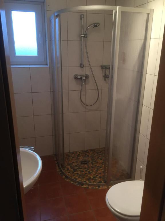 Koupelna v ubytování Knüllhotel Tann-Eck