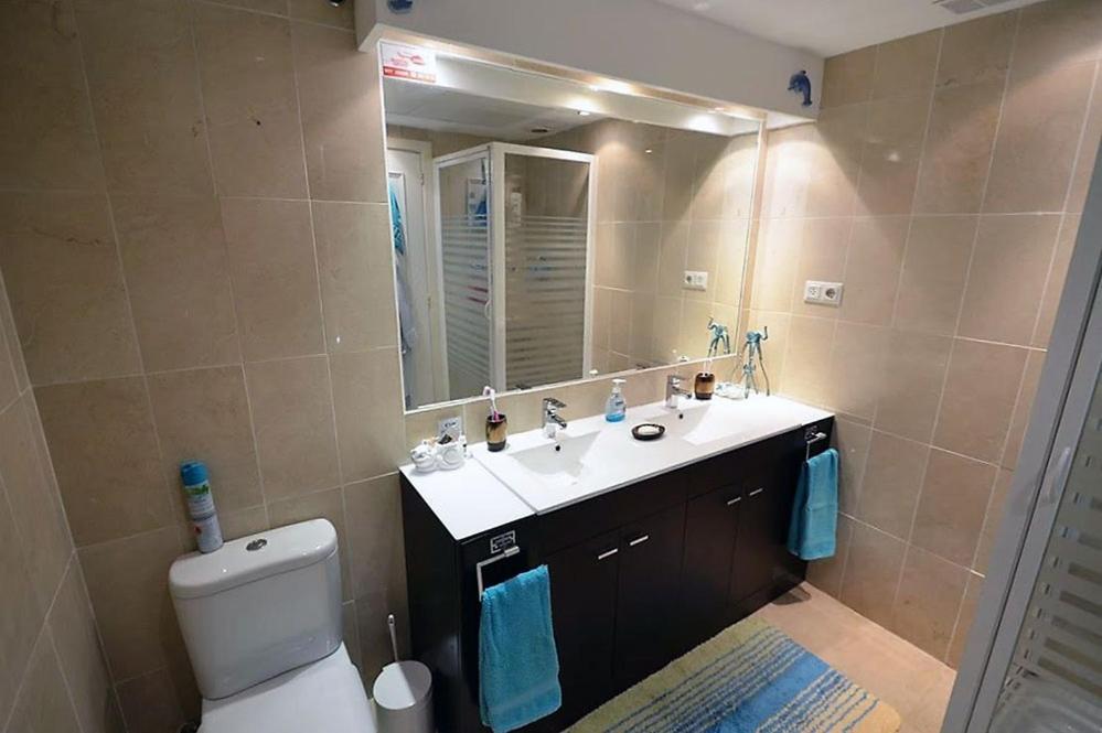 A bathroom at Apartamento Estepona Golf