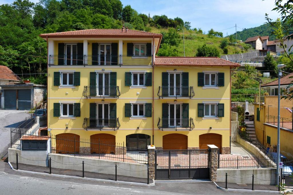 The building in which Az apartmant is located