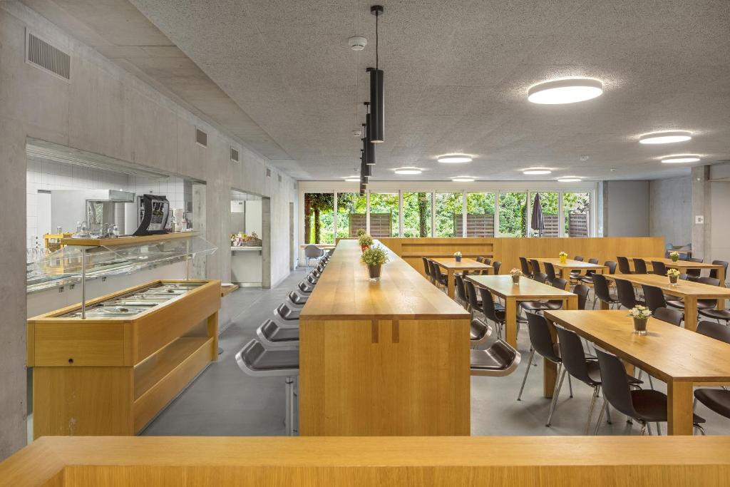 Lausanne Youth Hostel Jeunotel - Resim 5