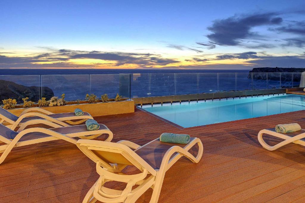 Villa Turquesa Mar, Cala en Forcat, Spain - Booking.com