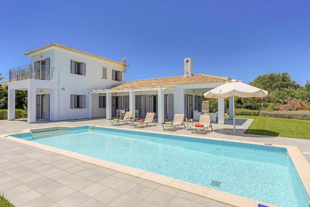 Πισίνα στο ή κοντά στο Villa Votsalo