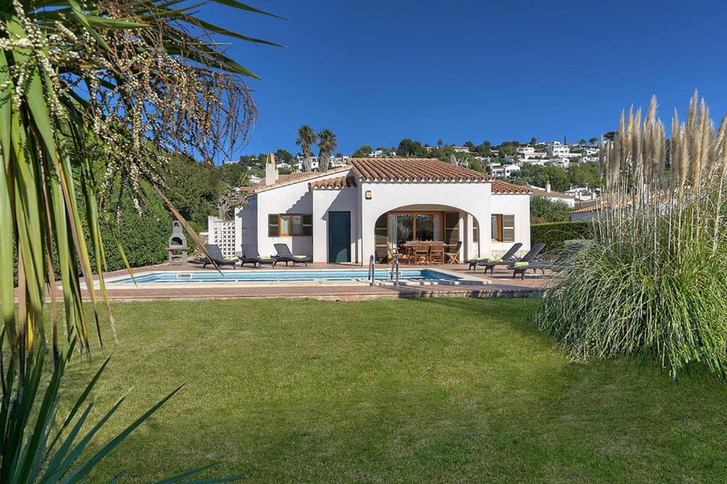 Villa Conchita, Son Bou, Spain - Booking.com