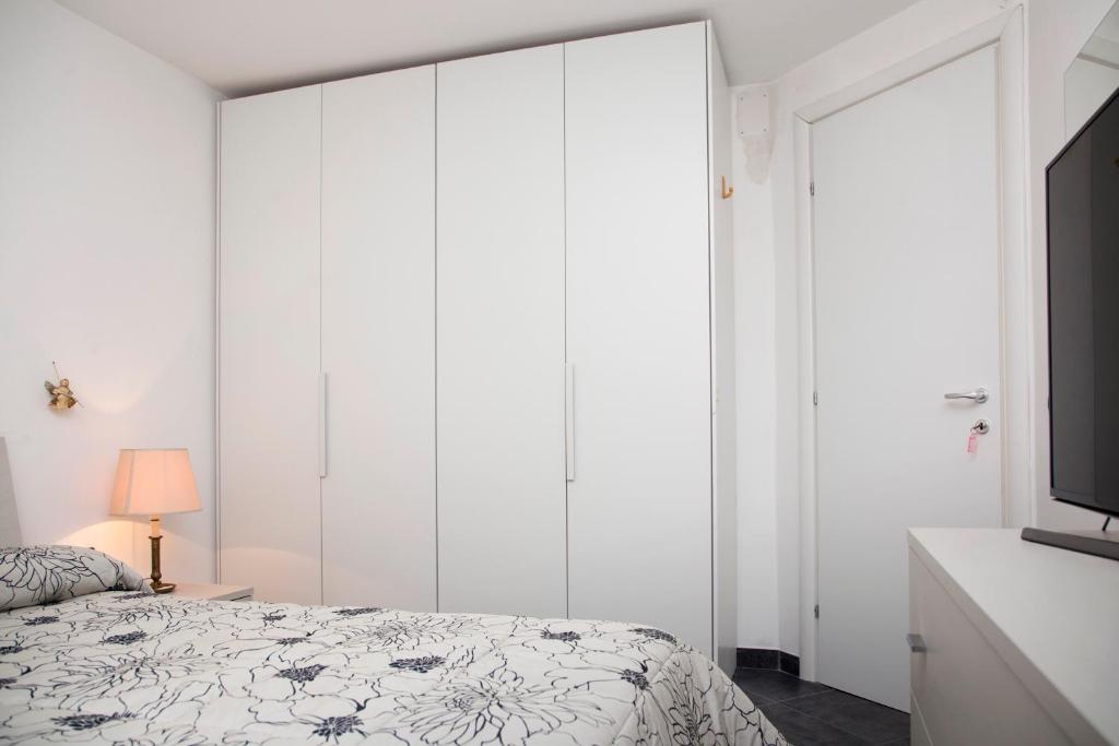 Postel nebo postele na pokoji v ubytování Anna suite room