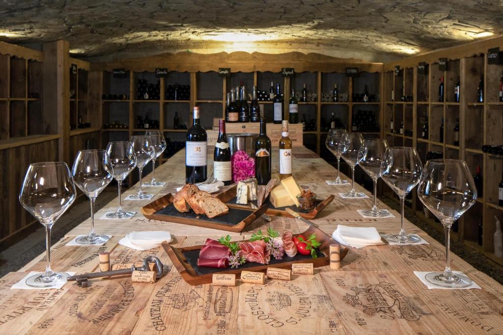 Nápoje v ubytování Hostellerie du Pas de l'Ours "Relais et Châteaux"