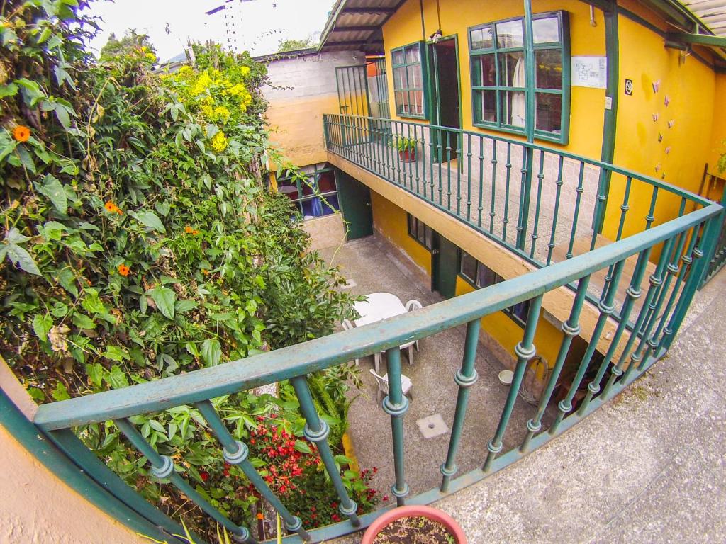 Balkón nebo terasa v ubytování Hostal Alcala
