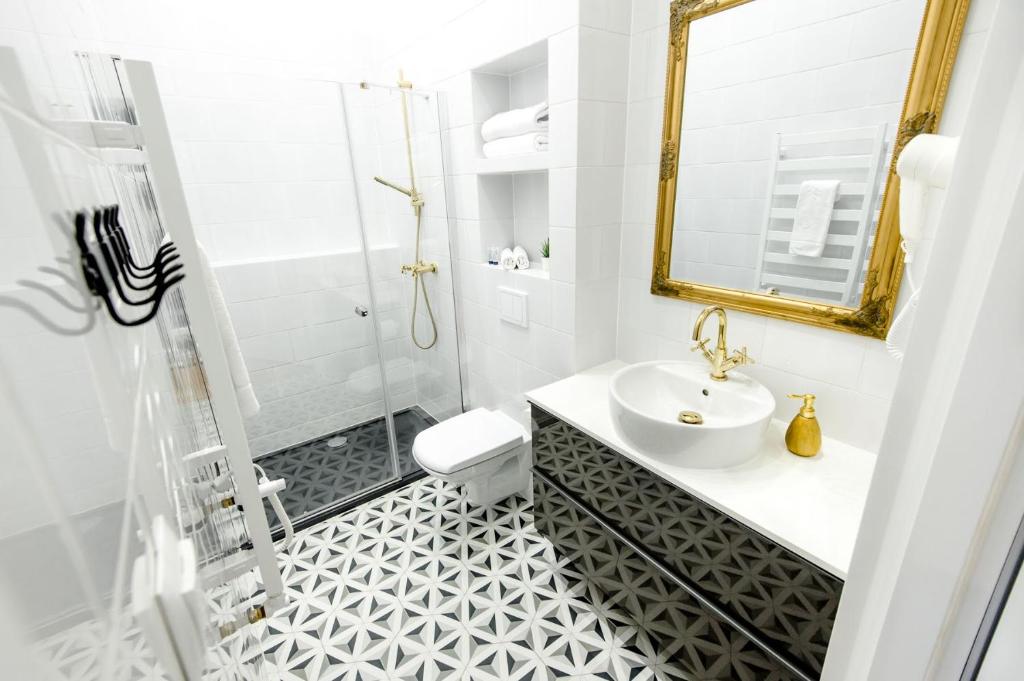 Bliss Apartments - 3