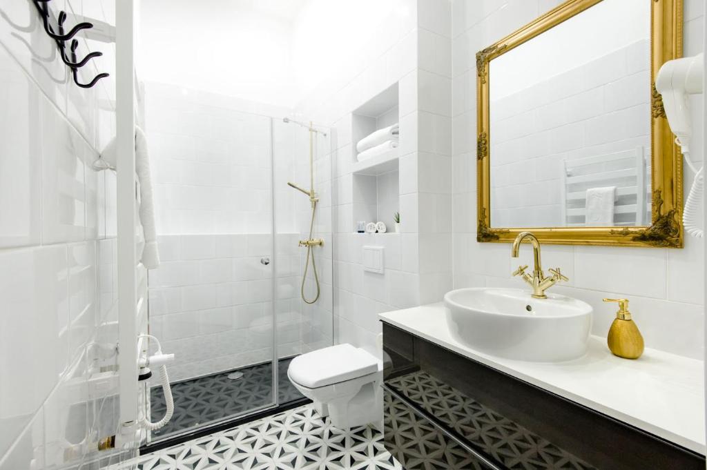 Bliss Apartments - 10