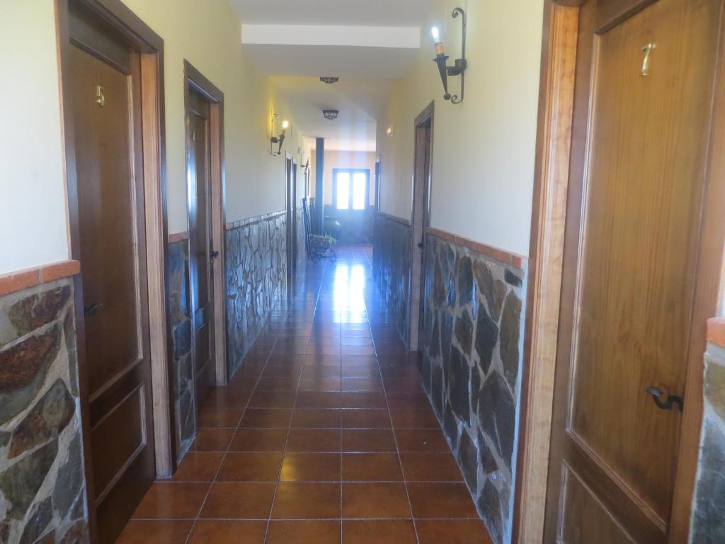 Hostal Rest. Campoabierto, Valencia de las Torres – Updated ...