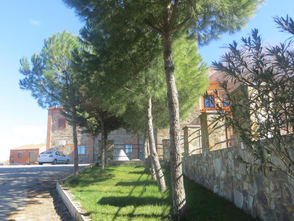 Hostal Rest. Campoabierto, Valencia de las Torres – Updated ...